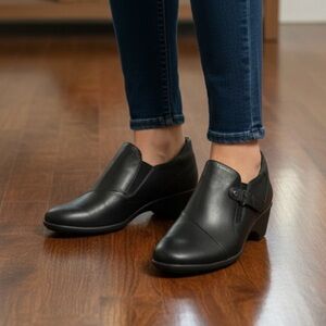 JBU Kyley Stacked Wedge Heel, Women’s 9, Black